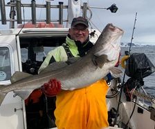 Nigel with a 21 kg cod